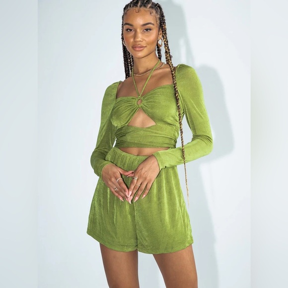 NWT Princess Polly LORIELLA LONG SLEEVE ROMPER GREEN Sz 4 - Picture 1 of 8